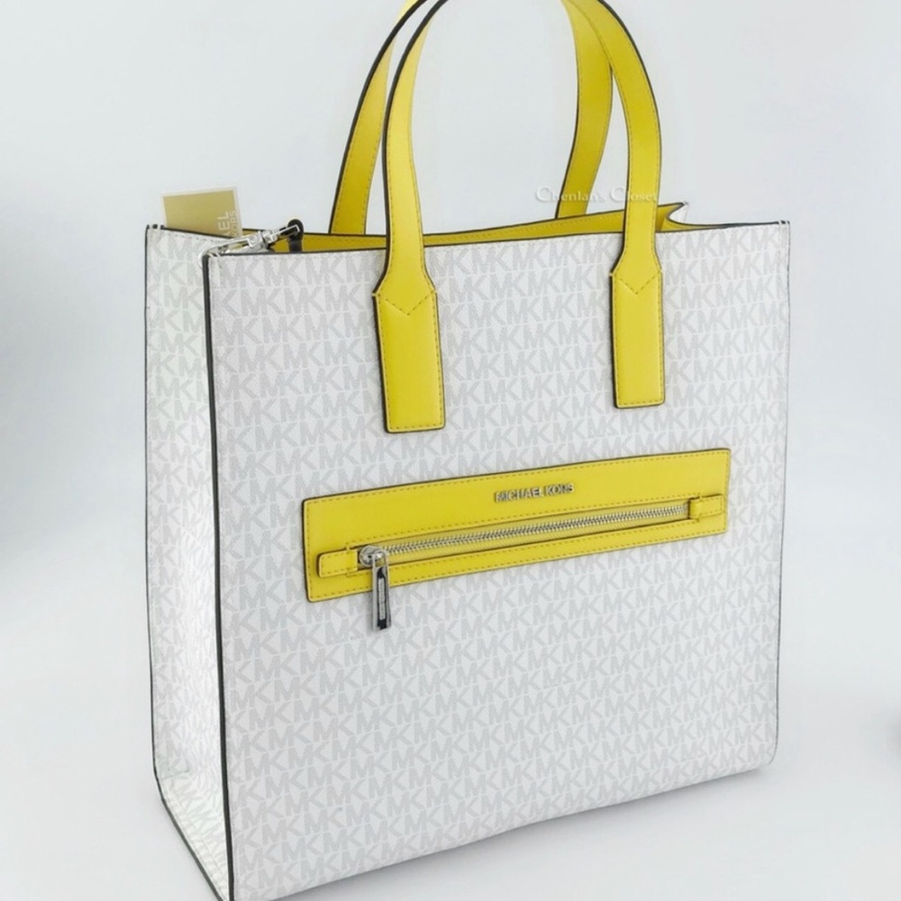 Michael Kors Tote Set